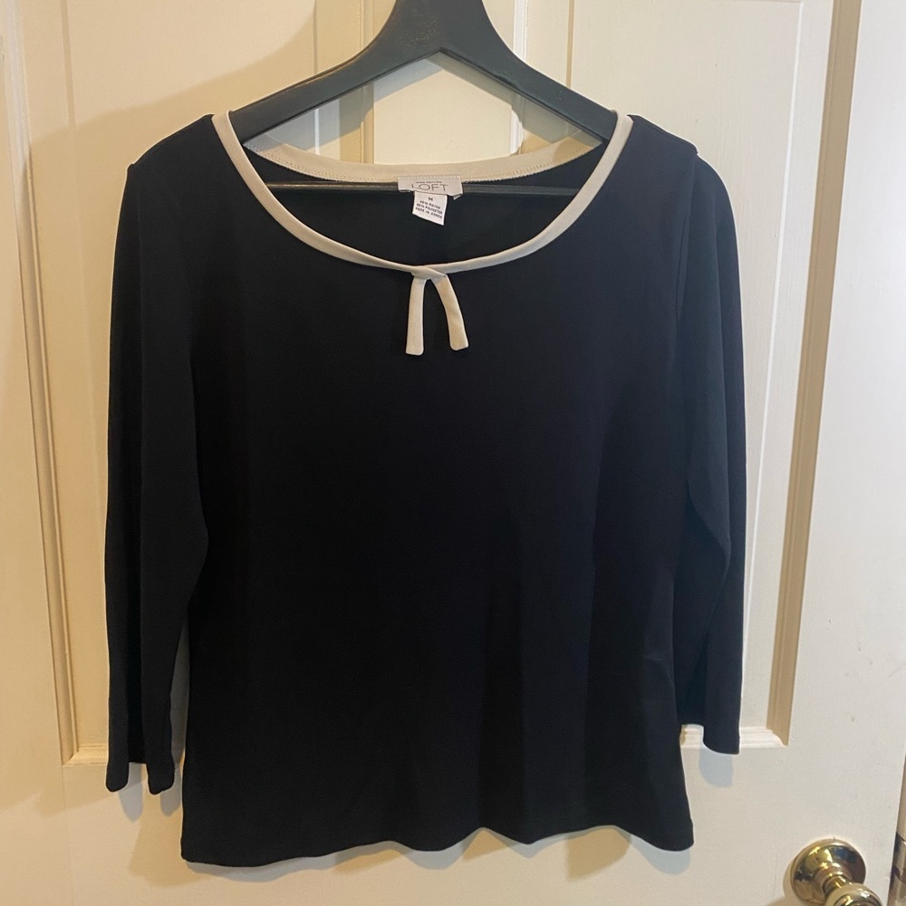 Ann Taylor Loft Black Rayon Blouse with White Trim SIZE MEDIUM